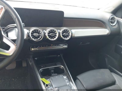 MERCEDES-BENZ EQB 300 SUV