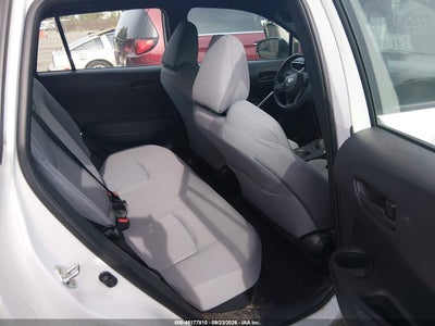 2024 TOYOTA COROLLA CROSS HYBRID 8