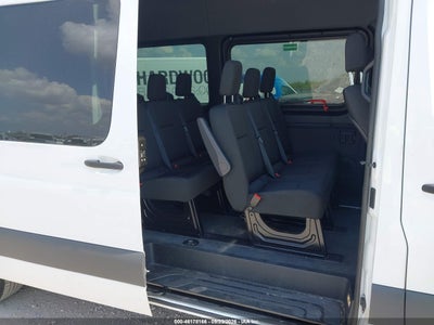 MERCEDES-BENZ SPRINTER 2500