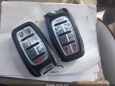 CHRYSLER PACIFICA