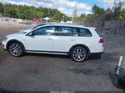 VOLKSWAGEN GOLF ALLTRACK