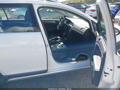 VOLKSWAGEN GOLF ALLTRACK