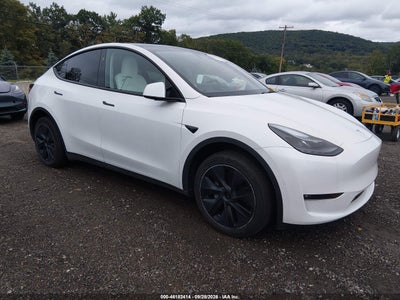 TESLA MODEL Y 2025 VIN 7SAYGDEE7SF241751