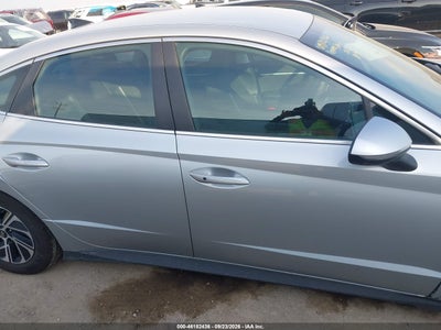 HYUNDAI SONATA HYBRID