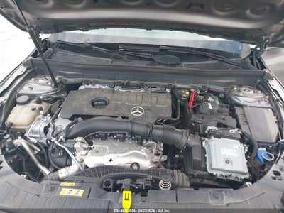 MERCEDES-BENZ GLB 250