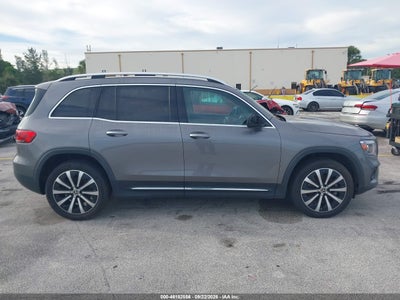 MERCEDES-BENZ GLB 250