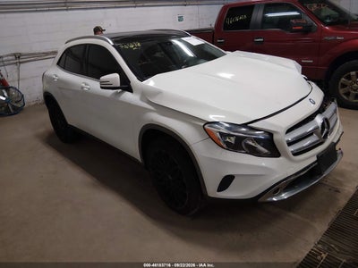 MERCEDES-BENZ GLA 250
