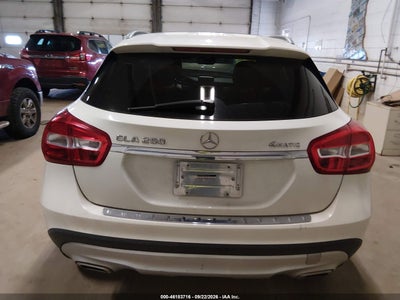 MERCEDES-BENZ GLA 250