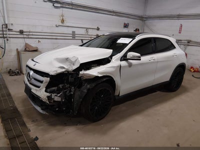 MERCEDES-BENZ GLA 250