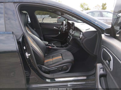 MERCEDES-BENZ CLA 250