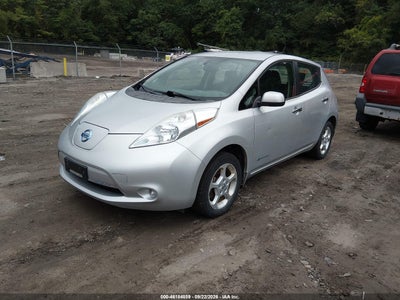 NISSAN LEAF
