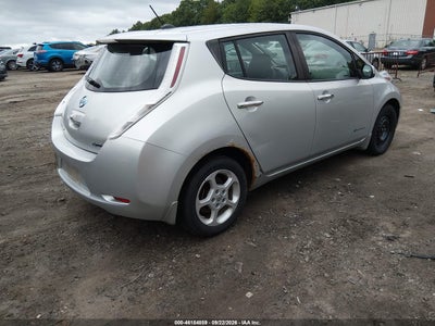 NISSAN LEAF
