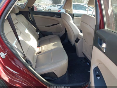 2016 HYUNDAI TUCSON 8