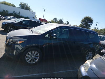 2015 KIA SEDONA 14