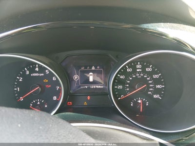 2015 KIA SEDONA 7