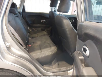 2014 KIA SOUL 8
