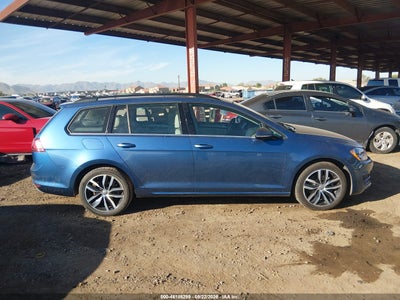 VOLKSWAGEN GOLF SPORTWAGEN