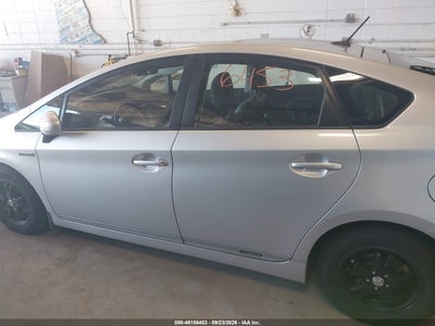 2014 TOYOTA PRIUS 14