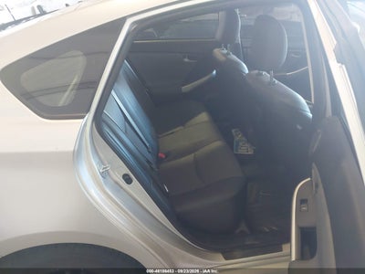 2014 TOYOTA PRIUS 8