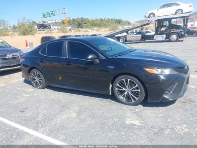 TOYOTA CAMRY HYBRID