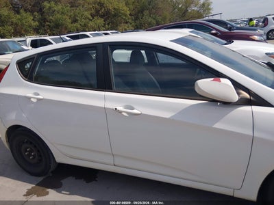 2015 HYUNDAI ACCENT 13
