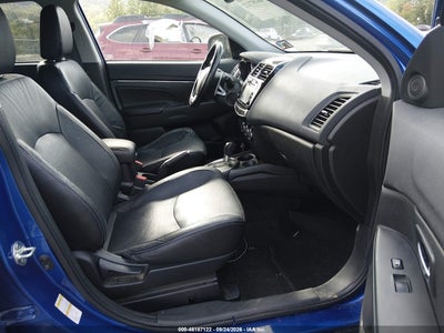 MITSUBISHI OUTLANDER SPORT