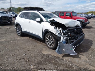 2023 TOYOTA CRUZ DE COROLA XLE