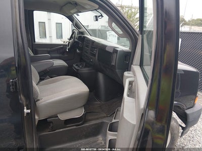 2017 CHEVROLET EXPRESS 2500 5