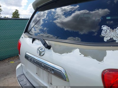 TOYOTA SEQUOIA