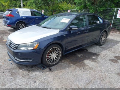 VOLKSWAGEN PASSAT