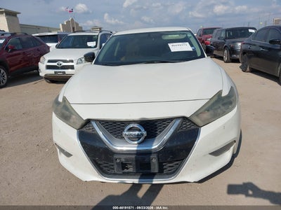NISSAN MAXIMA