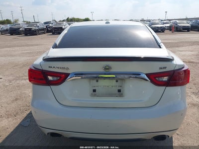 NISSAN MAXIMA