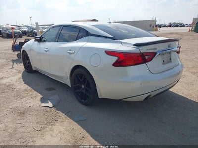 NISSAN MAXIMA