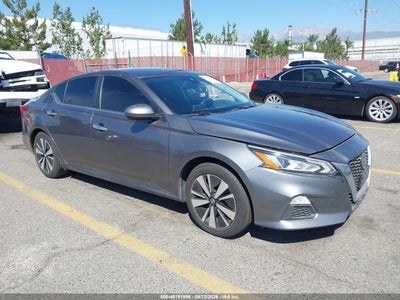 2021 Nissan Altima SV FWD