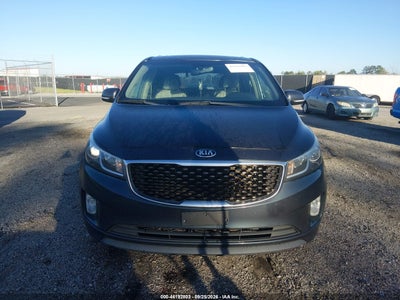 2016 KIA SEDONA 6