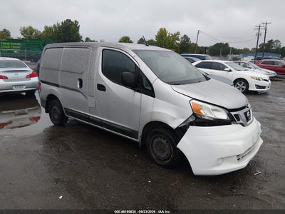 NISSAN NV200
