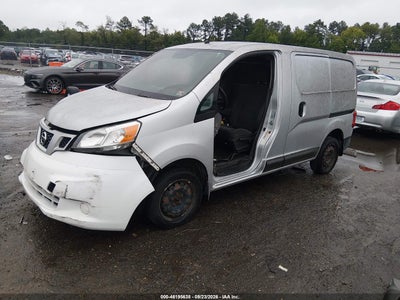 NISSAN NV200