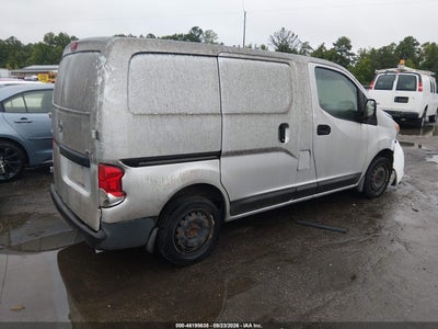 NISSAN NV200