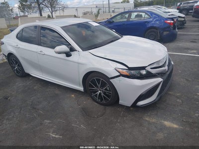 2023 Toyota Camry SE