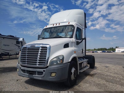 2017 FREIGHTLINER CASCADIA 113 11
