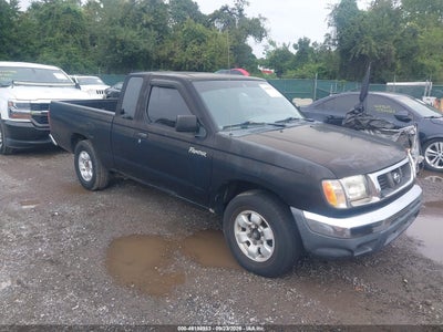 1999 NISSAN FRONTIER 2WD SE/XE