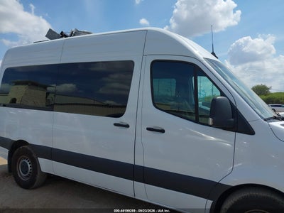 MERCEDES-BENZ SPRINTER 2500