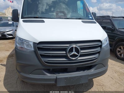 MERCEDES-BENZ SPRINTER 2500