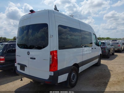 MERCEDES-BENZ SPRINTER 2500