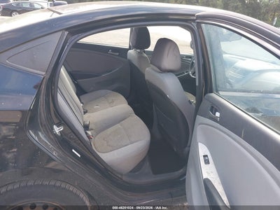 2016 HYUNDAI ACCENT 8