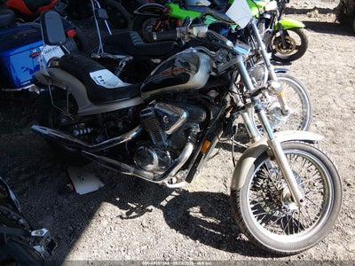 1998 HONDA VT600 CD