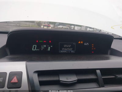 TOYOTA PRIUS V