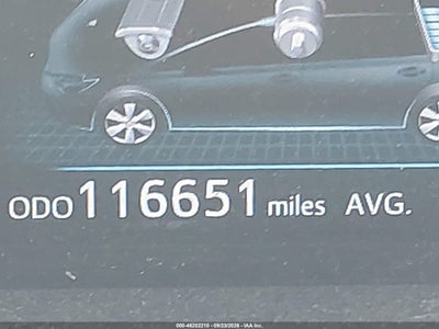 TOYOTA PRIUS V