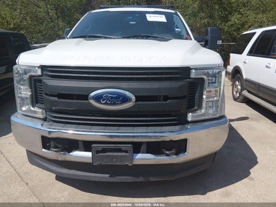 2019 FORD F-250 12