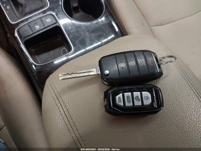 2015 KIA SORENTO 11